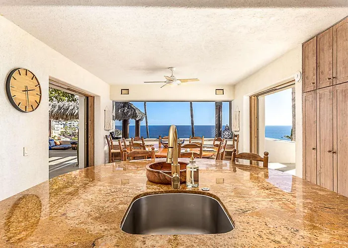 Chic 5br Oceanview With Pool In Pedregal Сasa de vacaciones